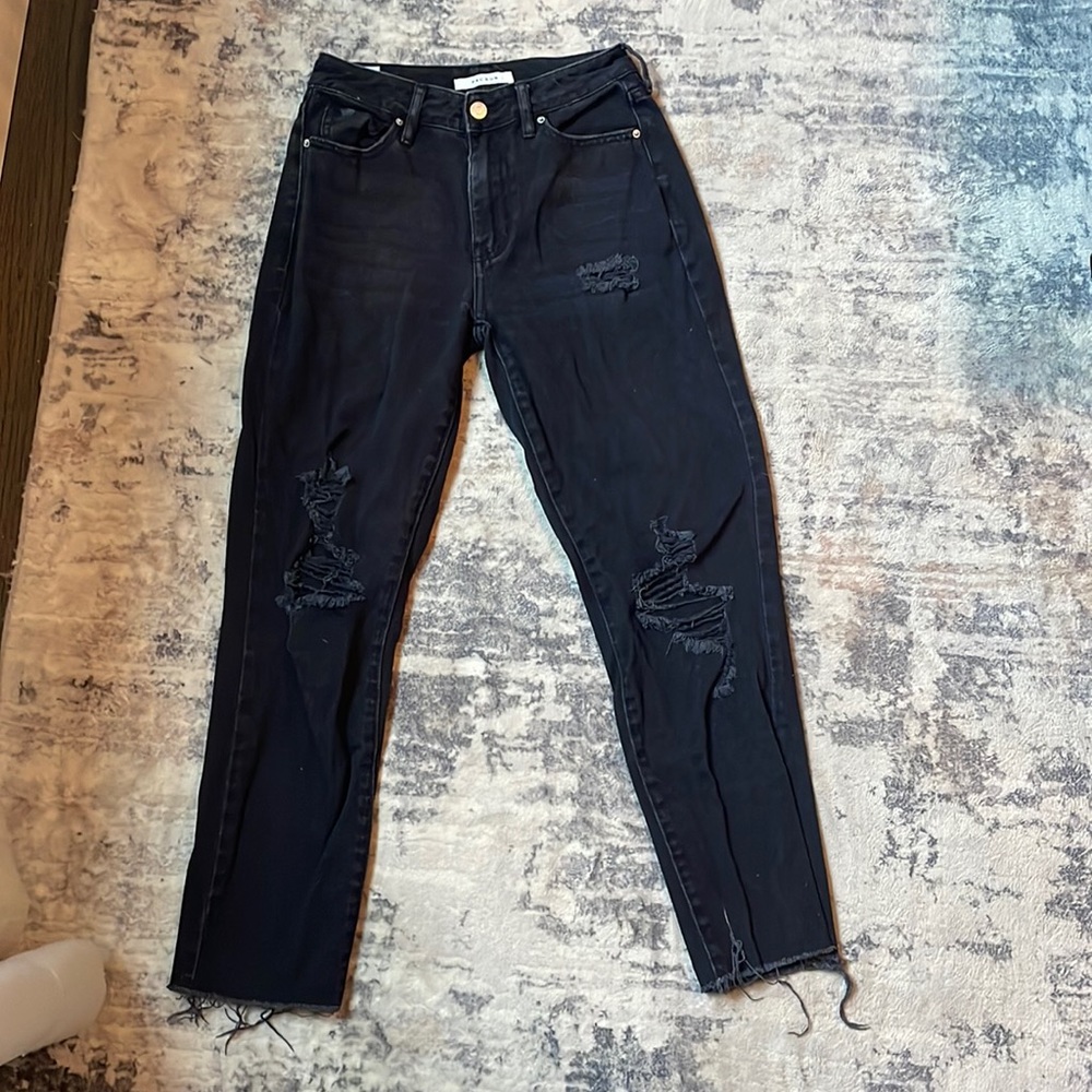 Pacsun Black frayed ripped jeans size 24